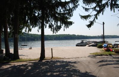 Candlewood Knolls on candlewood lake